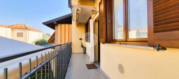 3 Schlafzimmer Villa in Mesero, Italy, Nr. 373150 6