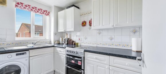 2 Schlafzimmer Wohnung in Feltham, United Kingdom, Nr. 9857 3