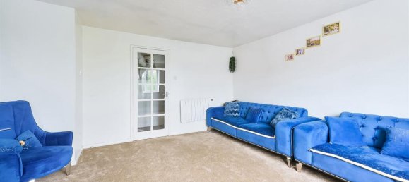 2 Schlafzimmer Wohnung in Feltham, United Kingdom, Nr. 9857 8
