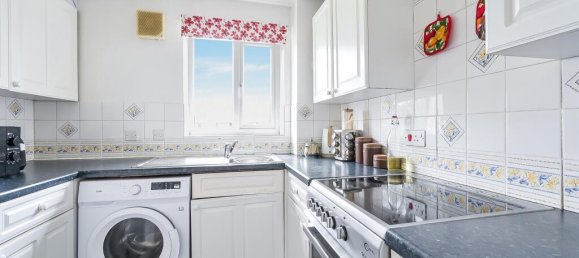 2 Schlafzimmer Wohnung in Feltham, United Kingdom, Nr. 9857 9