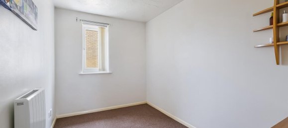 2 Schlafzimmer Wohnung in Feltham, United Kingdom, Nr. 9857 5