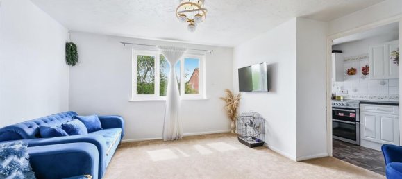2 Schlafzimmer Wohnung in Feltham, United Kingdom, Nr. 9857 2