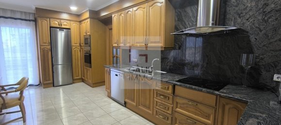 4 bedrooms House in Vilamalla, Spain No. 142152 10