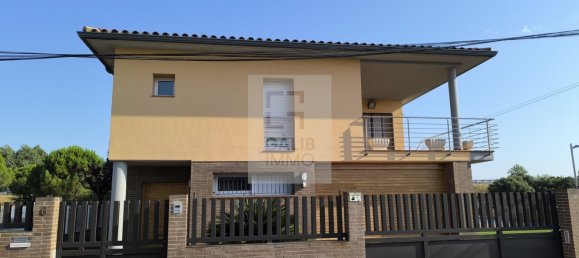 4 bedrooms House in Vilamalla, Spain No. 142152 4