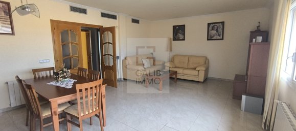 4 bedrooms House in Vilamalla, Spain No. 142152 8