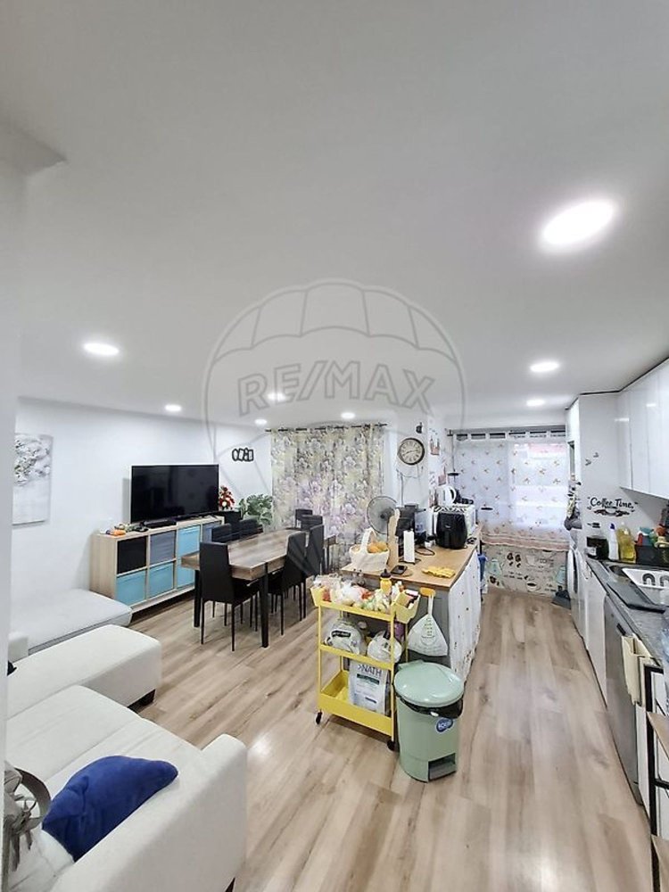 3 Schlafzimmer Wohnung in Odivelas, Portugal, Nr. 282577