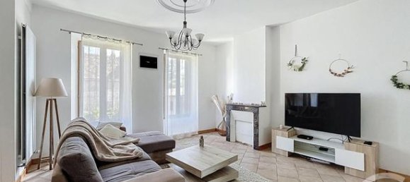 3 Schlafzimmer Haus in Yonne, France, Nr. 309004 5