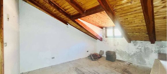 Квартира с 1 спальней в Ормеа, Италия № 160079 3