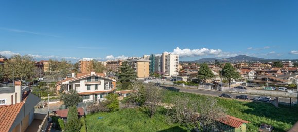 Пентхаус с 2 комнатами в Чампино, Италия № 17859 13