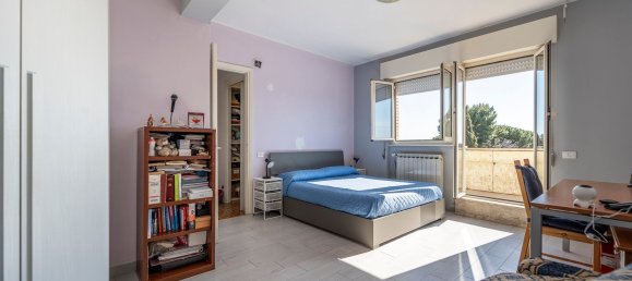 Пентхаус с 2 комнатами в Чампино, Италия № 17859 19