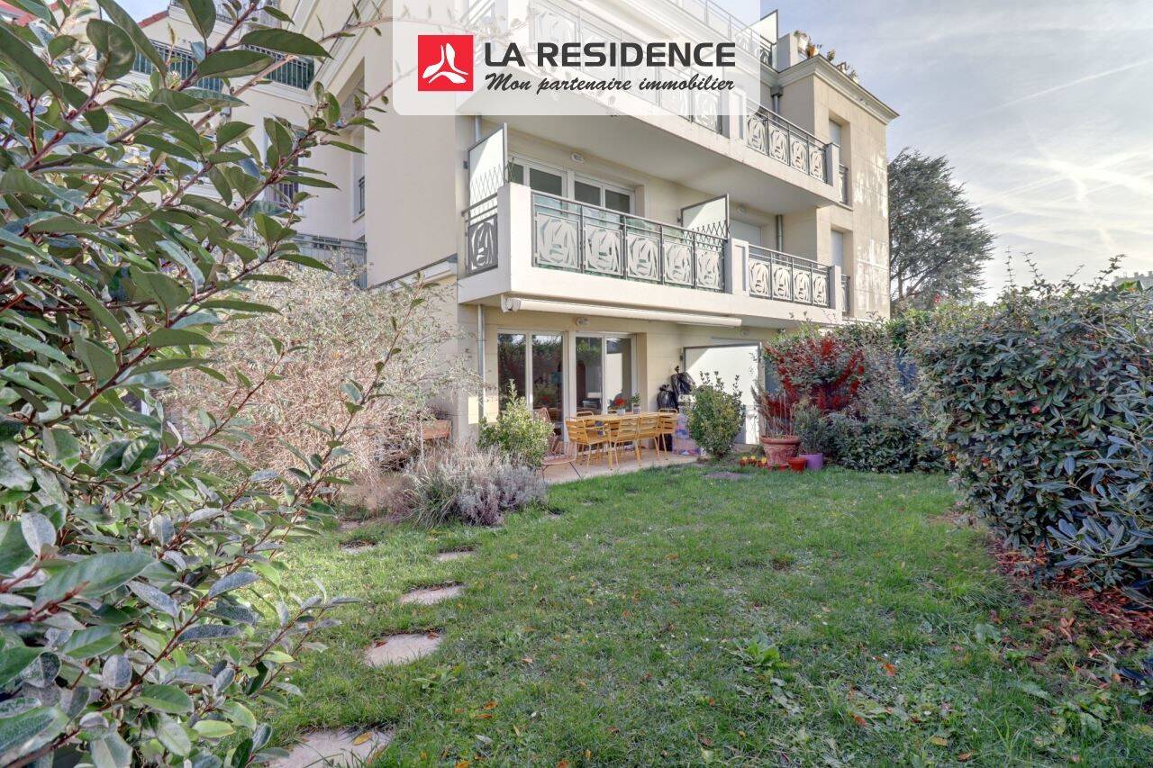 2 bedrooms Apartment in Poissy, France No. 169536