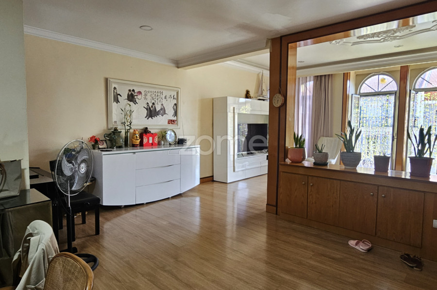 5 bedrooms Apartment in Lisbon, Portugal No. 262568