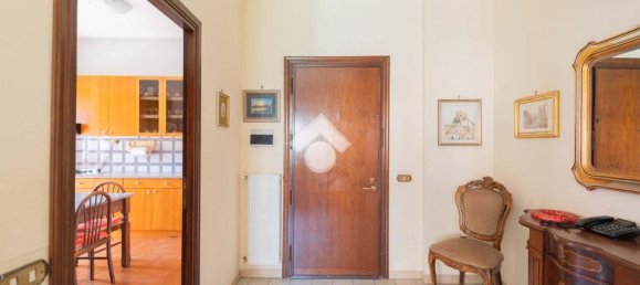 3-Zimmer Wohnung in Rome, Italy, Nr. 290467 4