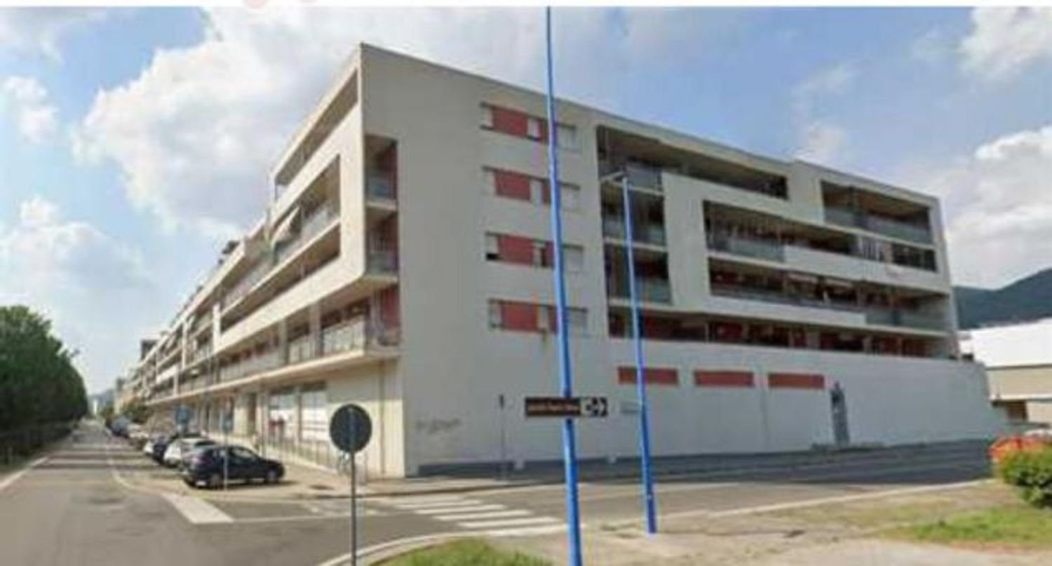 2 bedrooms Apartment in Brescia, Italy No. 364312