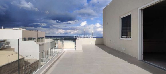 2 غرف نوم بانتهاوس في Mellieha, Malta رقم 10870 15