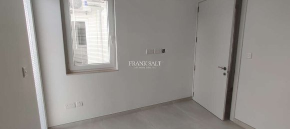 2 غرف نوم بانتهاوس في Mellieha, Malta رقم 10870 9