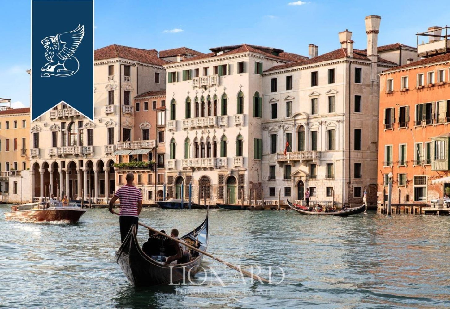 Apartamento de 2 dormitorios en Venice, Italy No. 274589