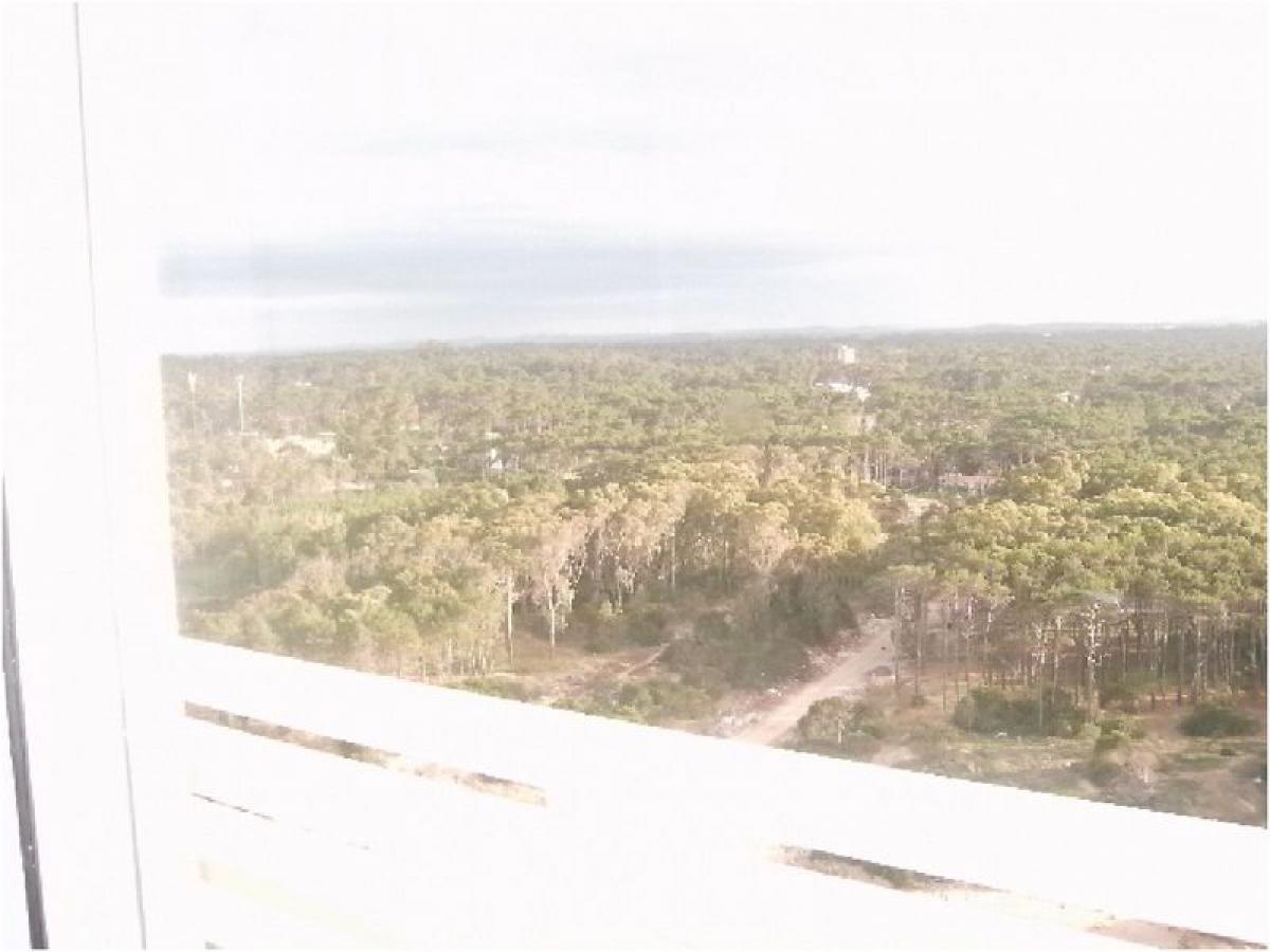 3 bedrooms Apartment in Maldonado, Uruguay No. 1827