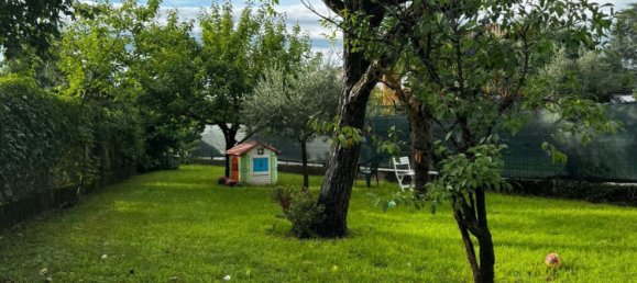 Квартира с 4 комнатами в Удине, Италия № 284432 32