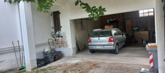 Квартира с 4 комнатами в Удине, Италия № 284432 6