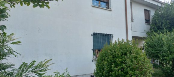 Квартира с 4 комнатами в Удине, Италия № 284432 7