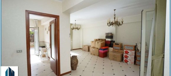 5 غرف نوم شقة في Messina, Italy رقم 318455 20