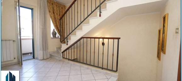 5 غرف نوم شقة في Messina, Italy رقم 318455 52