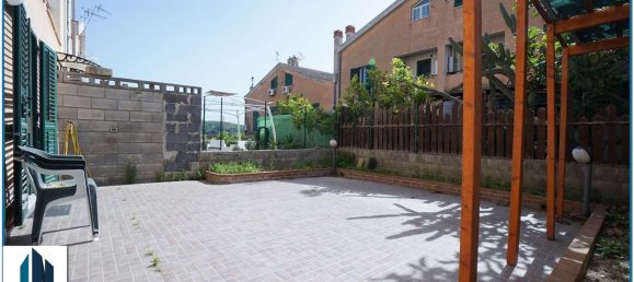 5 غرف نوم شقة في Messina, Italy رقم 318455 32