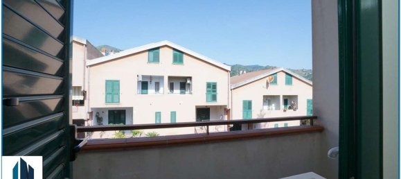 5 غرف نوم شقة في Messina, Italy رقم 318455 59