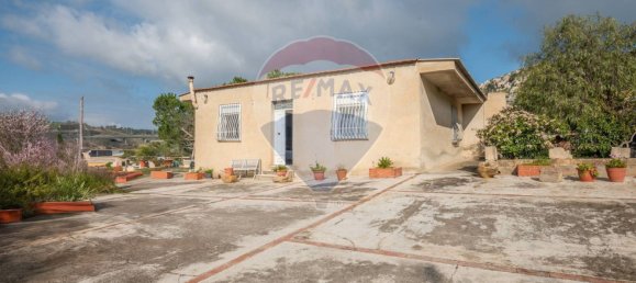 3 chambres Maison à Caltagirone, Italy No. 131040 2