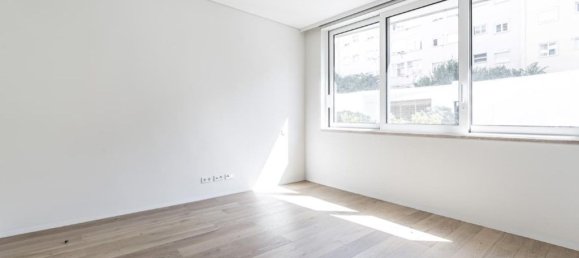 1 bedroom Apartment in Lisbon, Portugal No. 80142 10