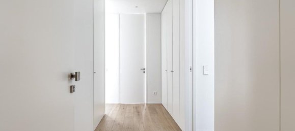 1 bedroom Apartment in Lisbon, Portugal No. 80142 7