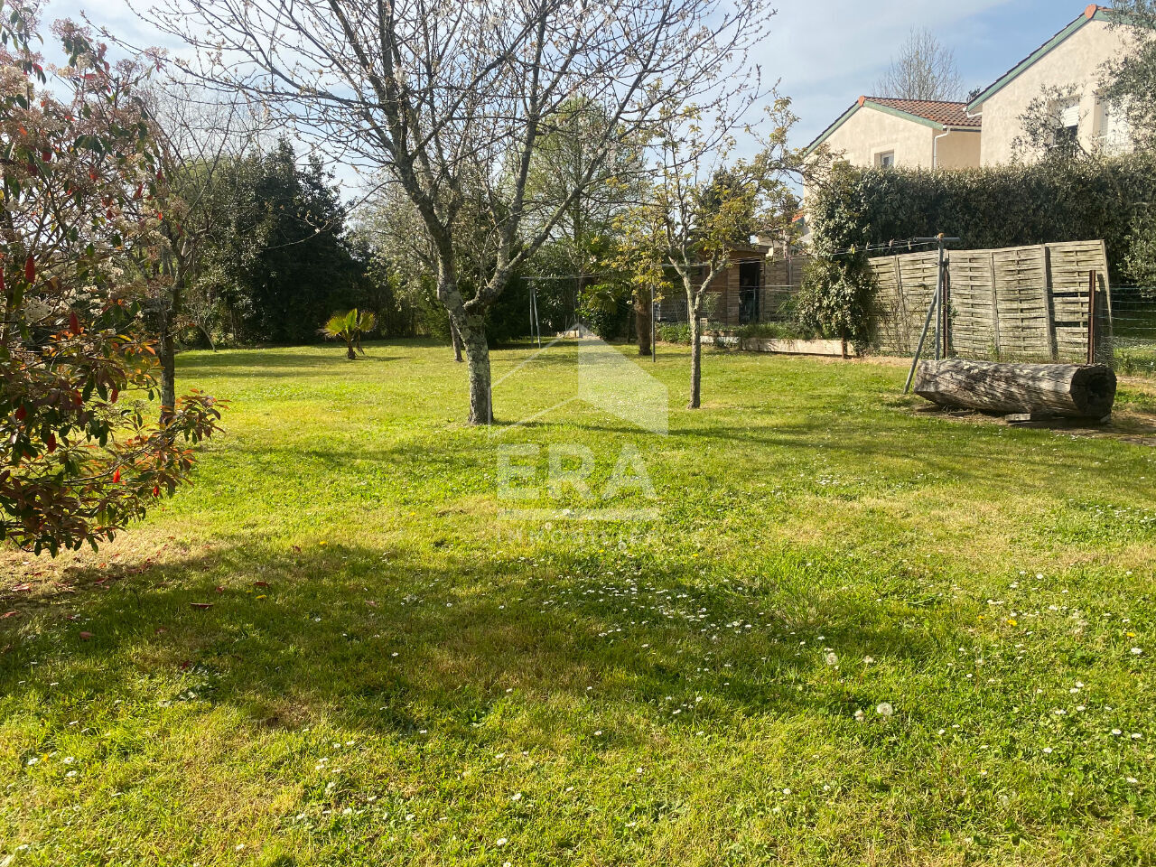 950m² Land in Boucau, France No. 104655