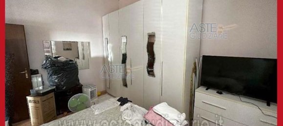 5 bedrooms Apartment in Rome, Italy No. 330868 8