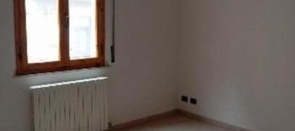 Apartamento de 4 divisões em Poggibonsi, Italy N.º 190200 11