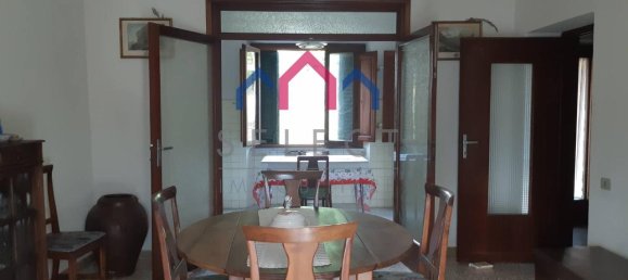 4 rooms House in Borgo a Mozzano, Italy No. 87754 13