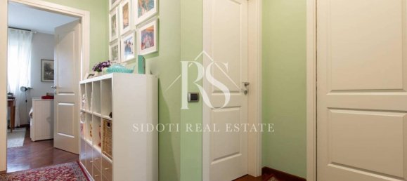 4-salle Appartement à Pioltello, Italy No. 25492 34