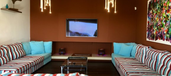 3 bedrooms Villa in Estepona, Spain No. 639 11