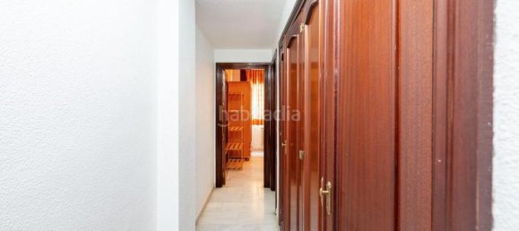 4 bedrooms Apartment in Granada, Spain No. 105668 20