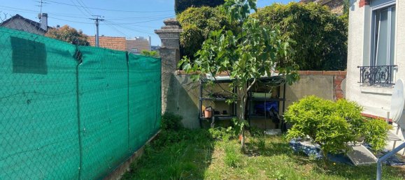 Casa de 2 dormitorios en Draveil, France No. 327780 2