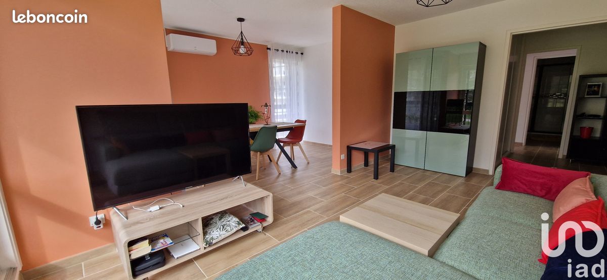 3 rooms Apartment in Blanquefort, France No. 102308