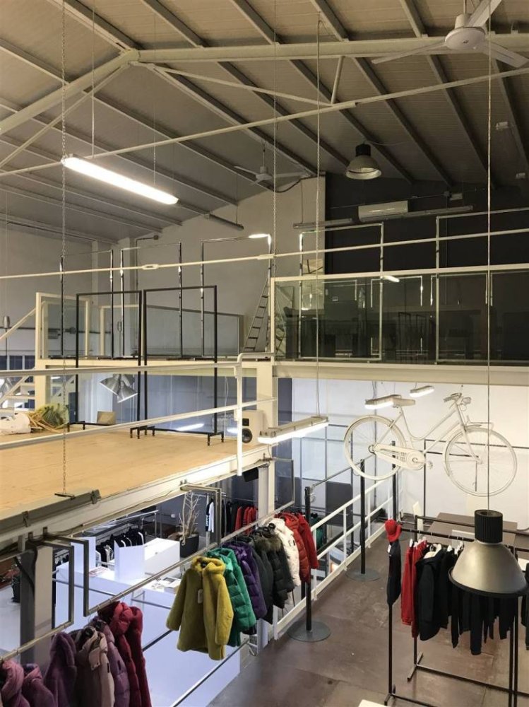 3 rooms Warehouse in Fiesole, Italy No. 210092