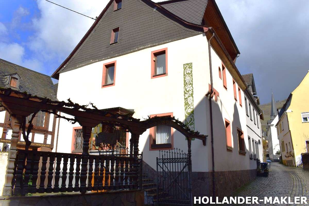 4 bedrooms Townhouse in Cochem-Zell, Germany No. 180470