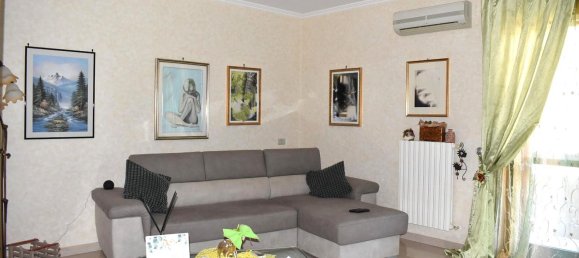 5 rooms Apartment in Orta Nova, Italy No. 268701 2