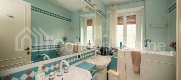 Квартира с 5 комнатами в Рим, Италия № 33428 67