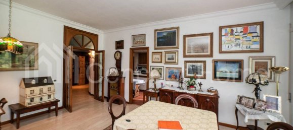 Квартира с 5 комнатами в Рим, Италия № 33428 38