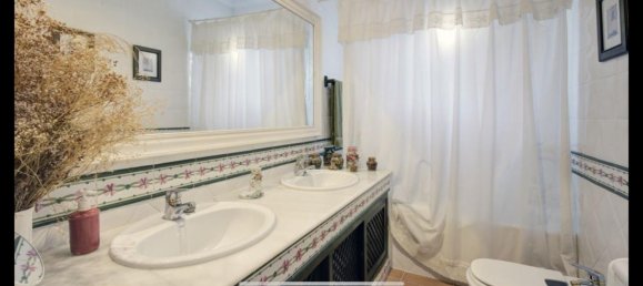 3 Schlafzimmer Villa in Marbella, Spain, Nr. 135501 17