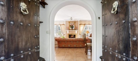 3 Schlafzimmer Villa in Marbella, Spain, Nr. 135501 7