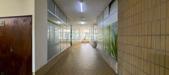 55m² Commercial property in Viana do Castelo, Portugal No. 90727 17
