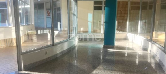 55m² Commercial property in Viana do Castelo, Portugal No. 90727 28